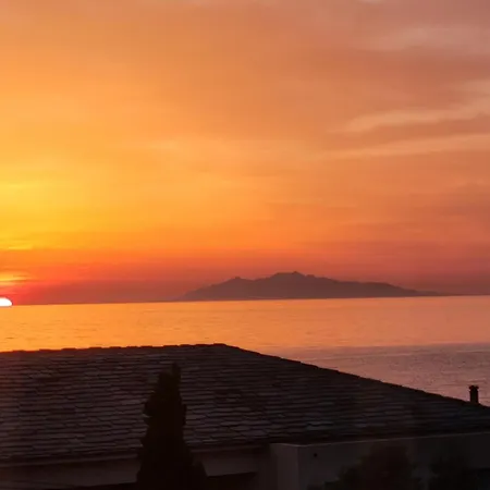 Chez Damso Δωμάτια σε οικογενειακή κατοικία San-Martino-di-Lota
